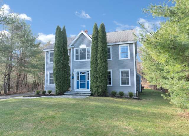 Property at 24 Channel Cove Dr, Kennebunk, ME 04043, 4 beds, 2.5 baths