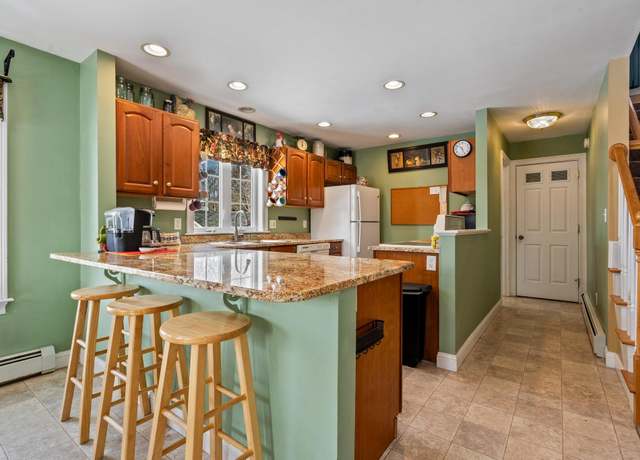 Property at 10 Seaside Ave, Saco, ME 04072, 4 beds, 2 baths