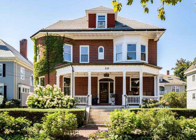 Property at 20 Thomas St, Portland, ME 04102, 6 beds, 5 baths