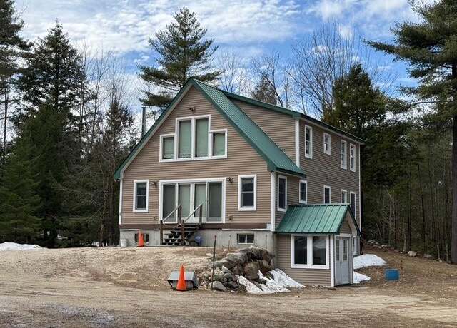 Property at 7 Michaud Ln, Bridgton, ME 04009, 3 beds, 3 baths