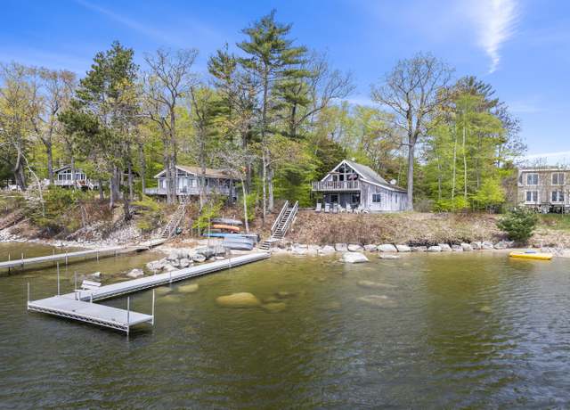 Property at 489 Leisure Ln, Frye Island, ME 04071, 6 beds, 2 baths