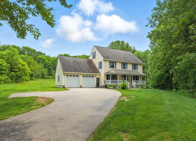 Property at 8 Rileys Run, Berwick, ME 03901, 3 beds, 2.5 baths