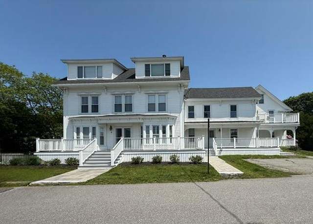 Property at 9 Lester Orcutt Blvd #8, Biddeford, ME 04006, 2 beds, 1 bath