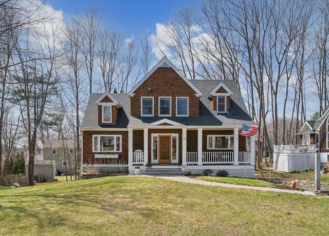 Property at 26 Cottage Park Rd, Portland, ME 04103, 3 beds, 2.5 baths