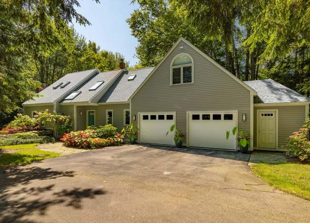 Property at 15 Annie's Way, Kennebunk, ME 04043, 3 beds, 2.5 baths