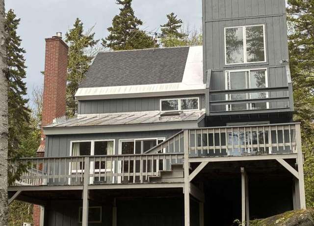 Property at 2011 Clark St, Carrabassett Valley, ME 04947, 5 beds, 2 baths