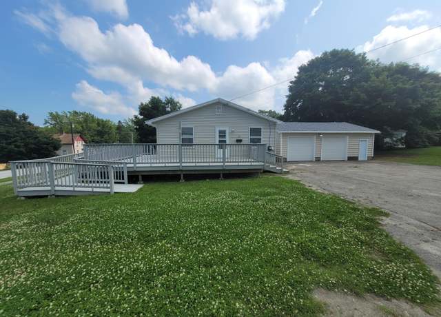 Property at 110 Lincoln St, Old Town, ME 04468, 3 beds, 1 bath