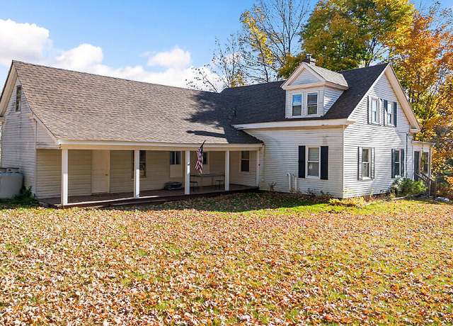 Property at 107 Ferry Rd, Chelsea, ME 04330, 4 beds, 2 baths