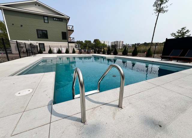 Property at 1 Overlook Dr #4, Old Orchard Beach, ME 04064, 2 beds, 2.5 baths