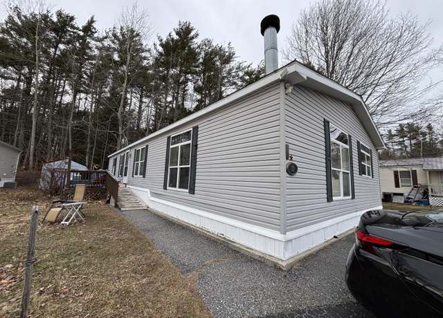 Property at 13 James St, Brunswick, ME 04011, 3 beds, 2 baths