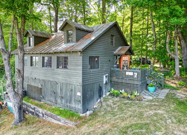 Property at 7 Mikes Ln #7, Smithfield, ME 04978, 2 beds, 1 bath