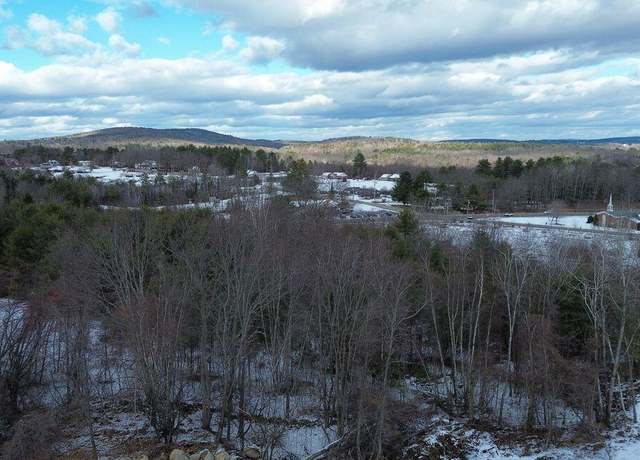 Property at 14 Sandy Dr, Monmouth, ME 04259