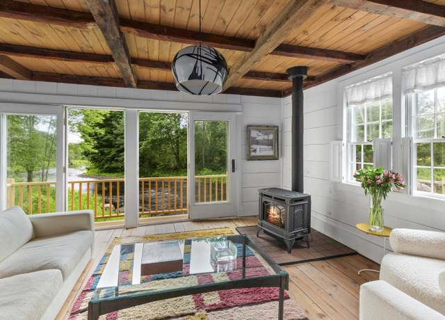 Property at 79 Head Tide Rd, Alna, ME 04535, 4 beds, 2.5 baths