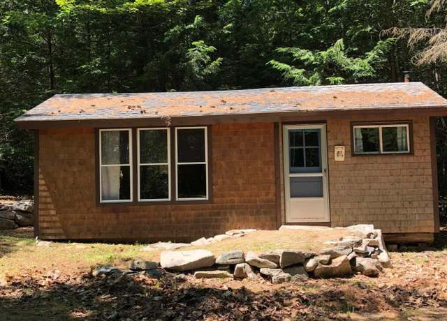 Property at 18 Peterson Ln, Brunswick, ME 04011, 1 bed