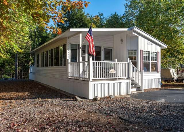 Property at 1214 Fox Cir, Casco, ME 04015, 3 beds, 1.5 baths