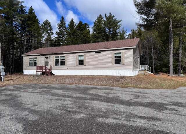 Property at 72 Needles Eye Rd, Lamoine, ME 04605, 3 beds, 2 baths