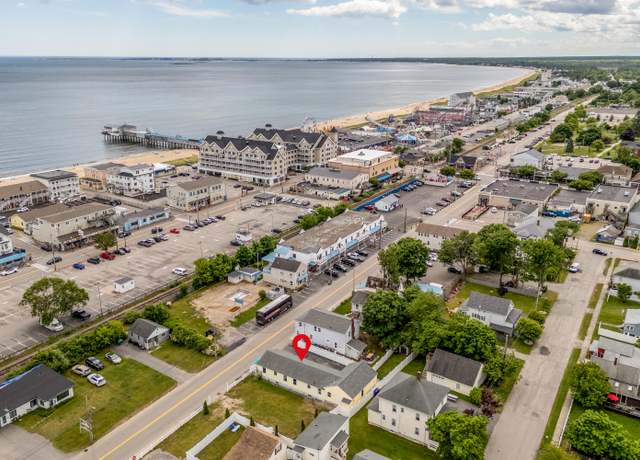 Property at 21 Milliken St, Old Orchard Beach, ME 04064, 6 beds, 3 baths