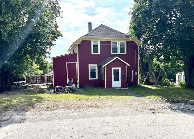 Property at 85 School St, Millinocket, ME 04462, 5 beds, 2 baths