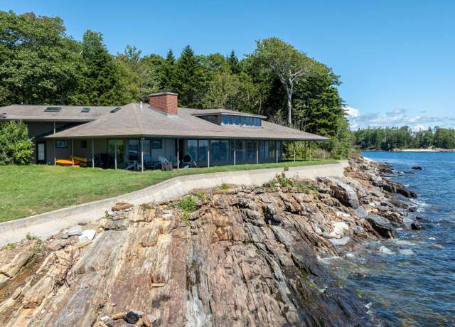 Property at 240 W Cundys Pt, Harpswell, ME 04079, 4 beds, 4 baths