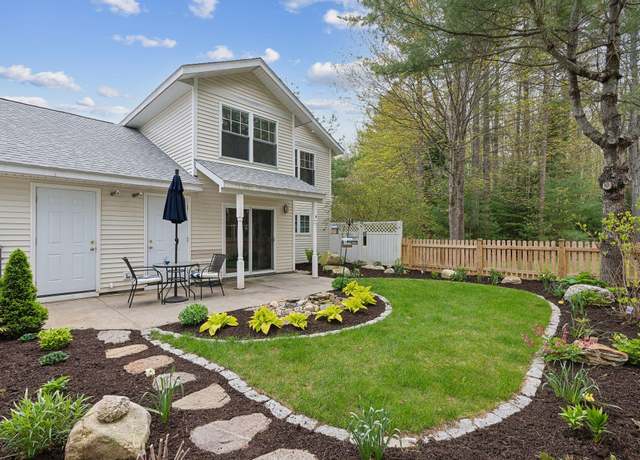 Property at 4 Chipmunk Ct #4, Brunswick, ME 04011, 3 beds, 2.5 baths