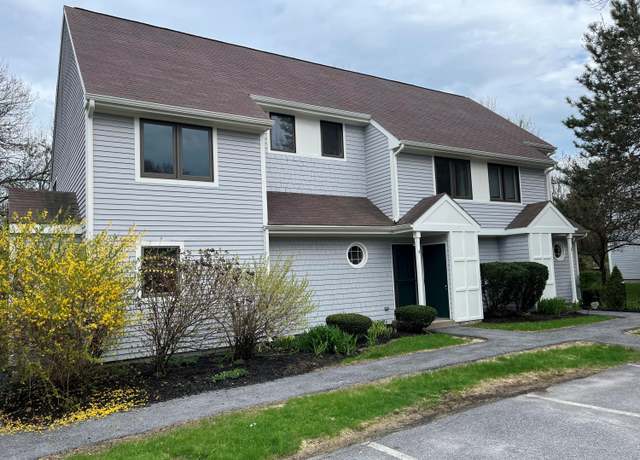 Property at 121 Bay Street Ext #4, Portland, ME 04103, 3 beds, 2.5 baths