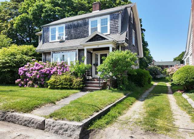 Property at 22 Hancock St, Bar Harbor, ME 04609, 3 beds, 2.5 baths