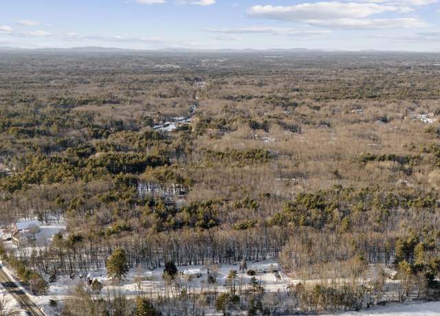 Property at 91 B Broadturn Rd, Scarborough, ME 04074