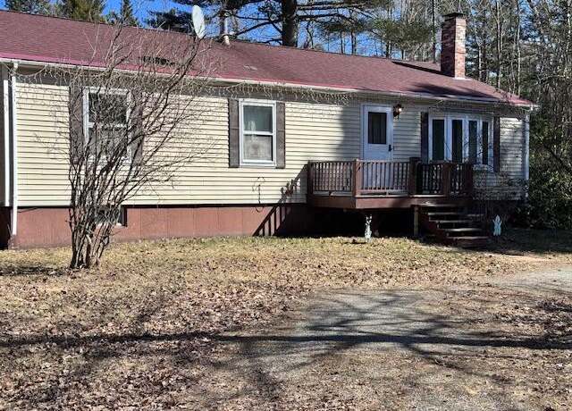 Property at 923 Castine Rd, Penobscot, ME 04476, 3 beds, 2 baths