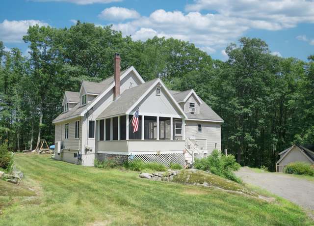 Property at 21 Hallczuk Rd, Biddeford, ME 04005, 3 beds, 2.5 baths