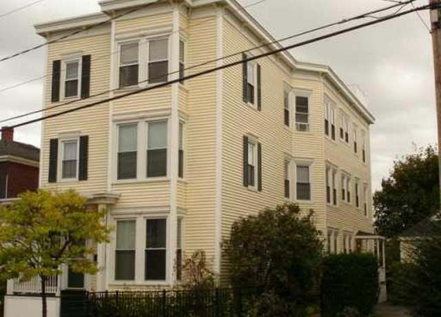 Property at 105 North St #3, Portland, ME 04101, 3 beds, 2 baths