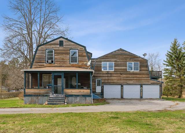 Property at 87 Depot Rd, Falmouth, ME 04105, 4 beds, 1.5 baths