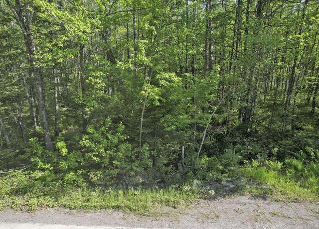 Property at 31 Howard Siding Lane Ln, Abbot, ME 04406