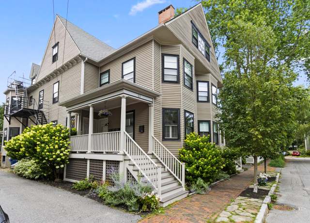 Property at 9 Lewis St Unit 3B, Portland, ME 04102, 1 bed, 1 bath
