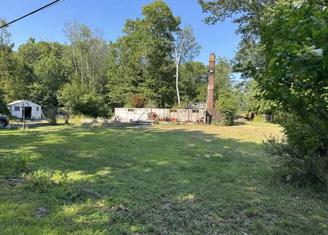 Property at 14 Madeleine Point Rd, Yarmouth, ME 04096