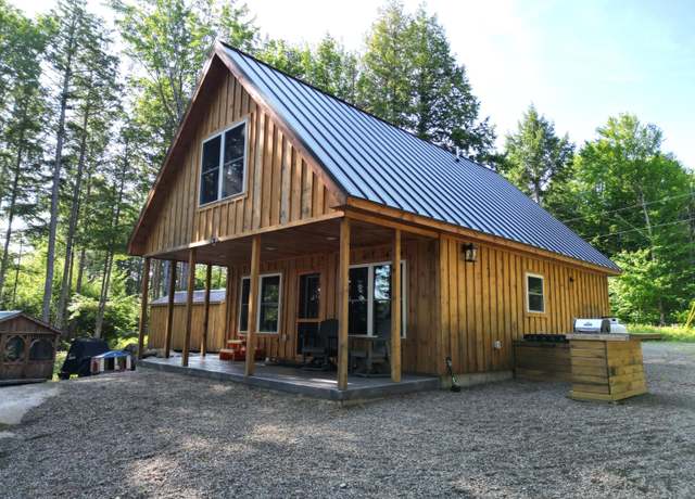 Property at 8 Trails End, Lincoln, ME 04457, 2 beds, 1 bath