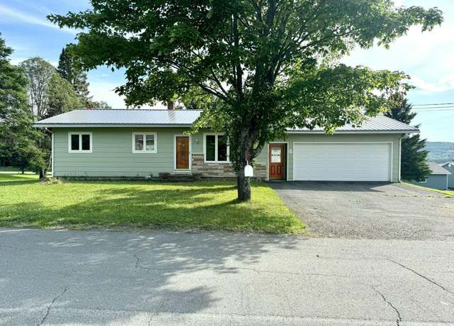 Property at 6 Skyway Ave, Frenchville, ME 04745, 3 beds, 1 bath