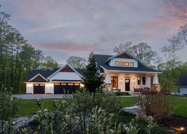 Property at 7 Dory Dr, York, ME 03902, 4 beds, 3.5 baths