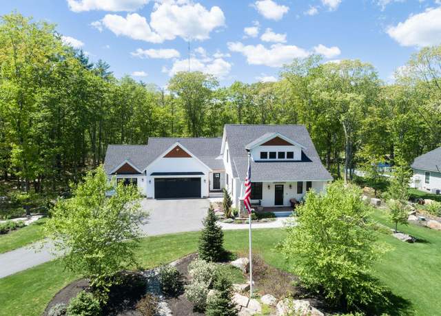 Property at 7 Dory Dr, York, ME 03902, 4 beds, 3.5 baths