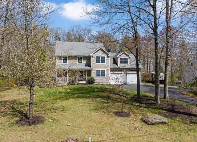 Property at 16 Heritage Dr, Berwick, ME 03901, 3 beds, 2.5 baths