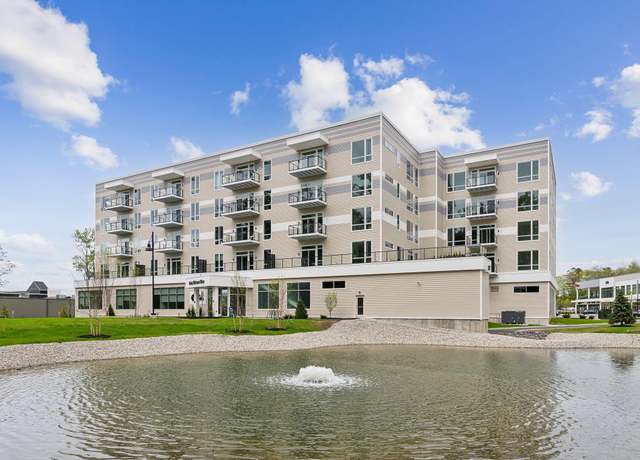 Property at 267 US Route 1 #206, Falmouth, ME 04105, 2 beds, 2 baths