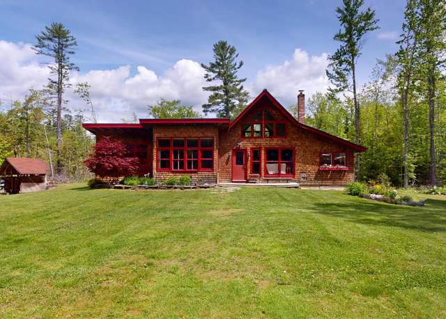 Property at 791 Main St, Wayne, ME 04284, 3 beds, 1 bath