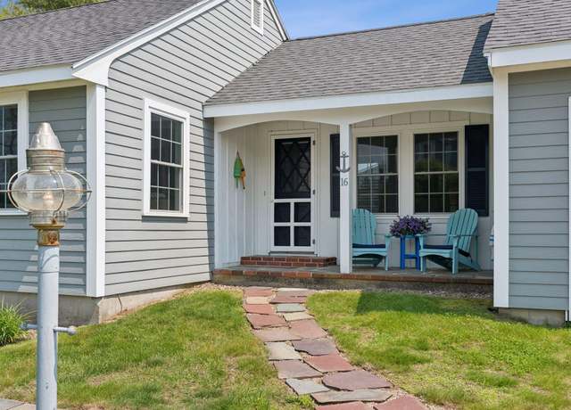 Property at 16 Marsh View Ave, Kennebunk, ME 04043, 3 beds, 1.5 baths
