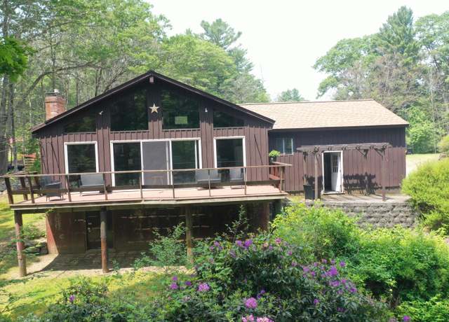 Property at 109 Bartlett Rd, Kittery, ME 03905, 2 beds, 1 bath