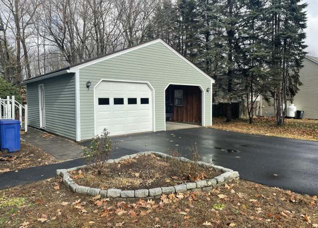 Property at 11 Partridge Dr, Gardiner, ME 04345, 4 beds, 2 baths
