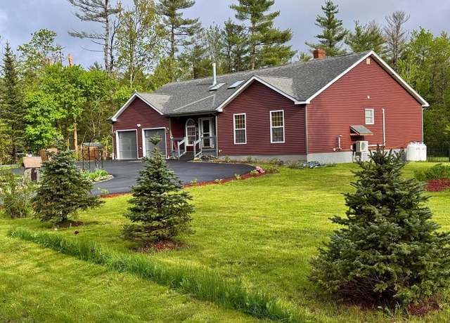 Property at 245 Eastern Ave, Brewer, ME 04412, 5 beds, 3 baths