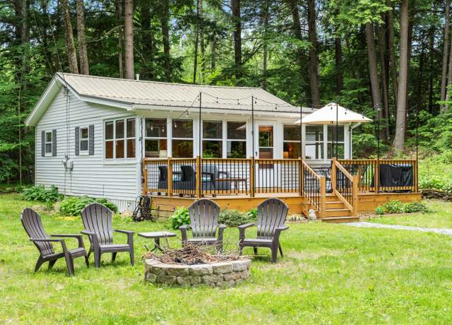 Property at 8 N Lakeview Dr, Litchfield, ME 04350, 2 beds, 1 bath