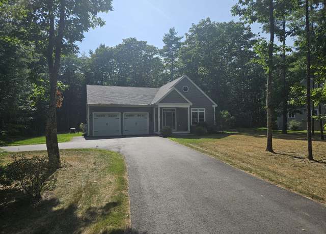 Property at 71 Somerset Pl, Topsham, ME 04086, 2 beds, 2 baths