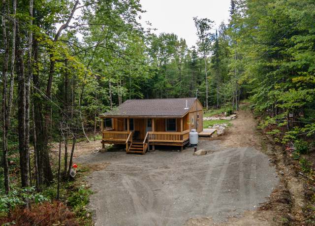 Property at 8 Magnolia Ln, Starks, ME 04911, 2 beds, 1 bath