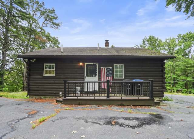 Property at 17 Easter Ave, Windham, ME 04062, 1 bed, 1 bath