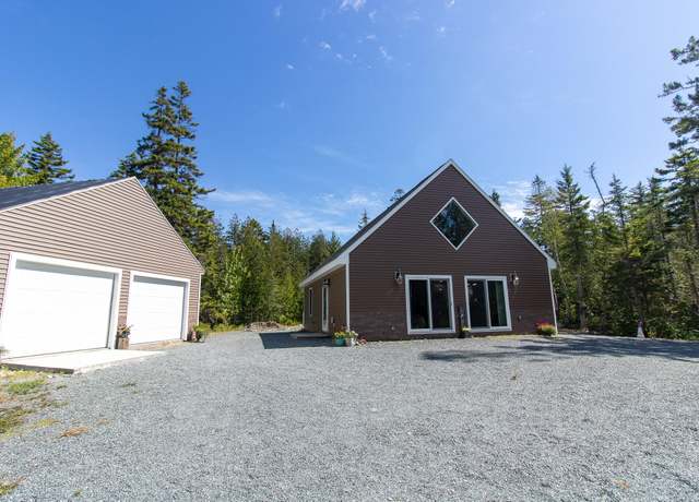 Property at 454 Summer Harbor Rd, Winter Harbor, ME 04693, 2 beds, 2 baths